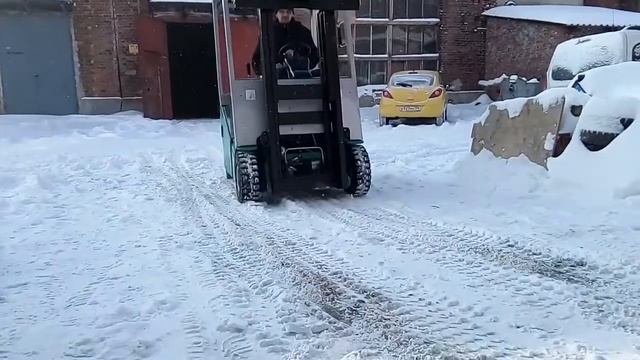 Вилочный электропогрузчик ЗиК серии МР20 смотреть онлайн