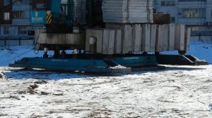 Работы сваевдавливающей установки СВУ-360 REVVORK (STARKE YZY320)