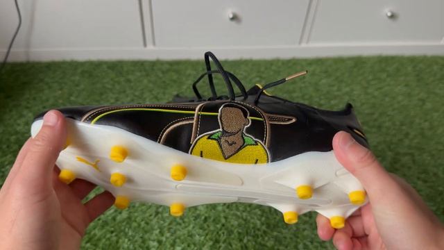 Pele Puma King Ultimate FG/AG Iconic Boots! - Unboxing ASMR & Play Test! (4K) смотреть онлайн