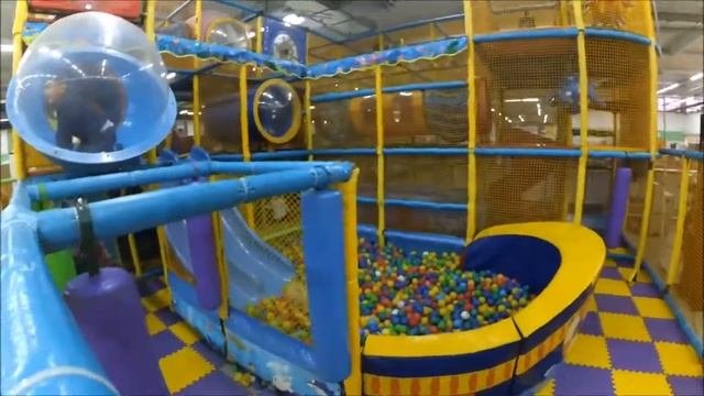 Большой детский лабиринт три этажа