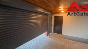 Ролетные ворота и калитка из 77 профиля #ворота #автоматикаворота #воротавдом #калитка #shorts