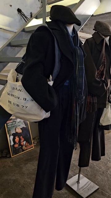 org-us.navy pea coat #워크웨어 #아메리칸캐주얼 #아메카지 #겨울아메카지 #겨울아우터추천 #남자겨울코디 #올드머니룩 #americancasual #전주옷가게 смотреть онлайн