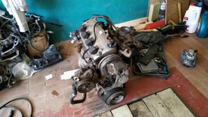 Как открутить шкив коленвала Honda Stream RN1