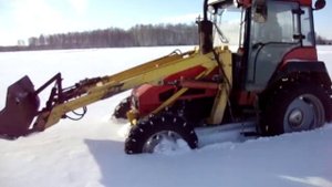 ВТЗ 2048А по снегу!