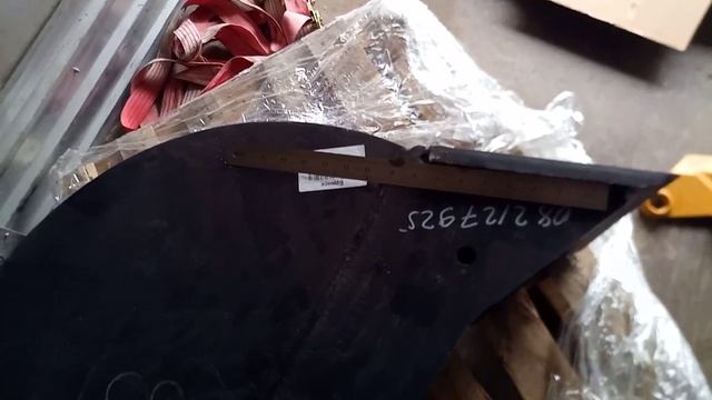 Интересная конструкция узкого ковша. смотреть онлайн