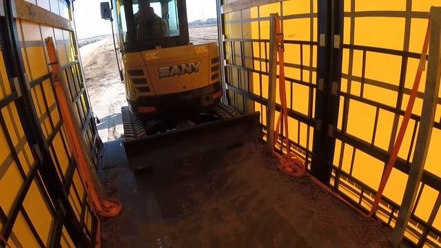 Погрузка в Забайкальске! Мини-Экскаватор Sany!
