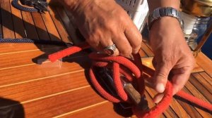 Уроки яхтинга / Работа со шкотами