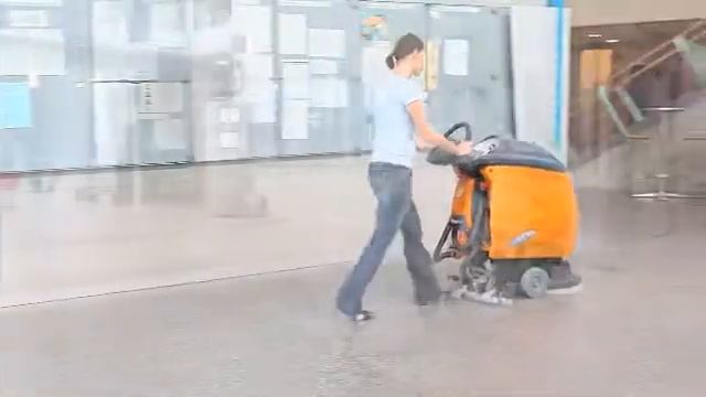 Поломоечная машина TASKI Swingo 755 смотреть онлайн