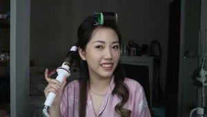 MESSY CURLS TUTORIAL // Mini HAIRBEAURON 2D Review // Curling Tips