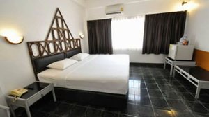 Basaya Beach Hotel & Resort