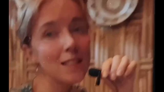 Ее душа укрылась где-то - читает Леся Костарева