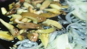 Солянка с кислой капустой