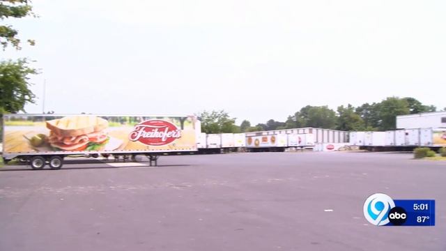 Bakery in Auburn closing its doors смотреть онлайн