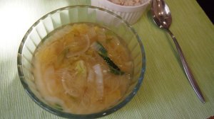 Корейская кухня: Легкий суп из пекинской капусты и фунчозы пэчу танмён макын гук (배추당면맑은국)