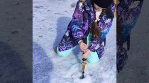 Подледная рыбалка в Сибири / Рыбачка Лиза /