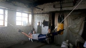 в спортзале