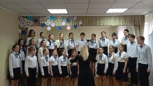 Хор "Радуга" Муз. И. Кириллиной, сл.Н .Сынгаевского
"Земля моя"