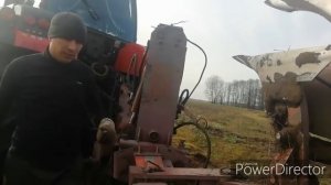 Мтз-3522 CAT с плугом ППО-8-40