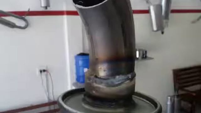 BMW X5 V8 COM ESCAPAMENTO ESPORTIVO смотреть онлайн