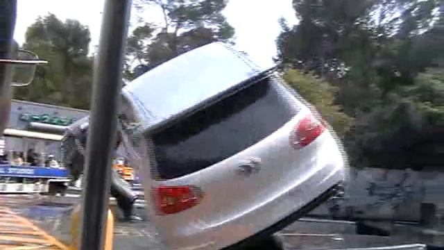 Юниверсал студио: танцующие машины смотреть онлайн