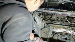 Меняем бу заднее крыло на Хонду. 1 часть