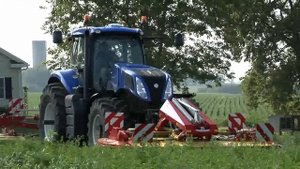 New Holland T8 Series Tractors