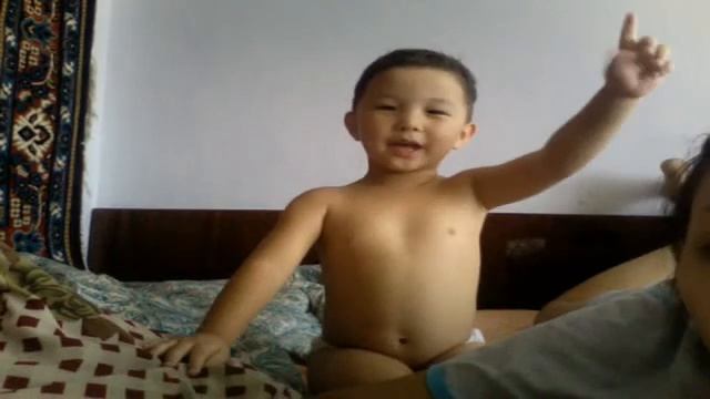 в 2.7 годика знает алфавит английский смотреть онлайн