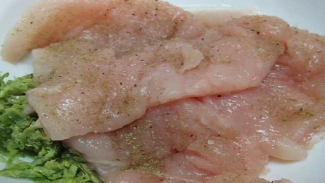 Закуска из кабачка с курицей и сыром