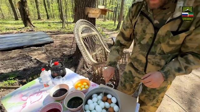 Апти Алаудинов "АХМАТ". Покраска яиц накануне Пасхи