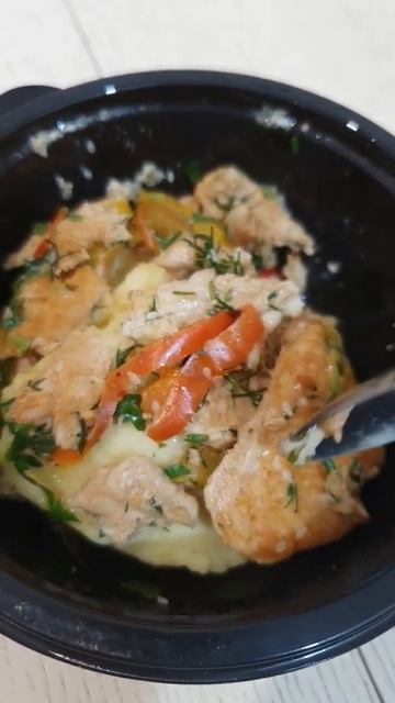 Хумо на завтрак #shorts смотреть онлайн