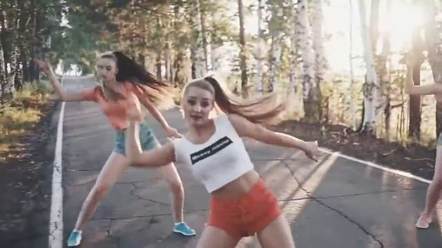 Dancehall female  KRYS- DANCEHALL ADDICT