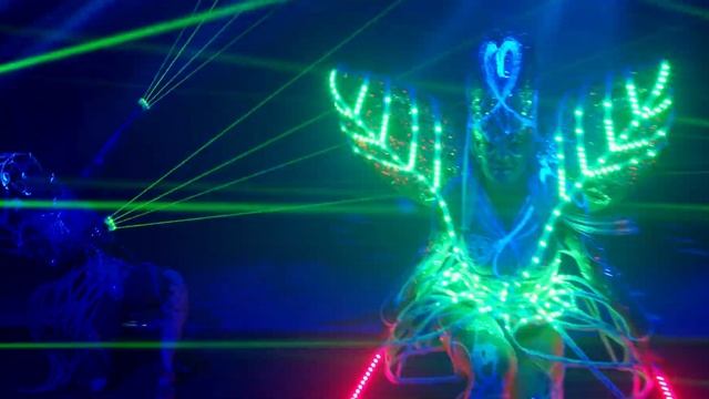 Световое танцевальное шоу в Солнечногорске смотреть онлайн