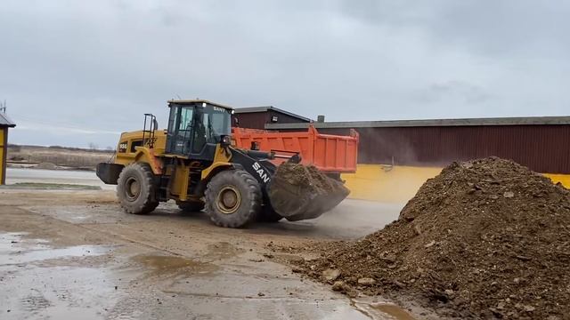 Фронтальный погрузчик SANY SYL956H5 работает в Калининградской области / SANY SYL956H5 wheel loader