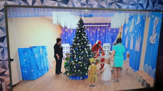 🎄 С Наступающим Новым Годом!!! 🎉 Будни мамы с ребёнком 😜 смотреть онлайн