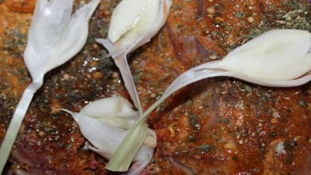 Половина цыпленка жаренного в мультиварке