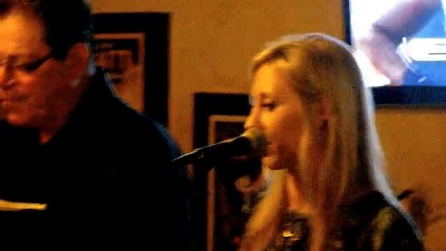 Len Accardi Hotel California смотреть онлайн