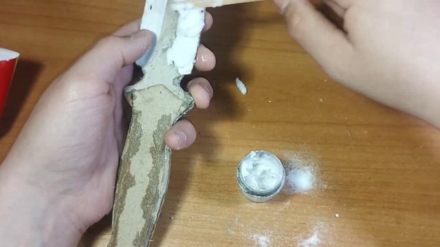 КАК СДЕЛАТЬ СТИНГ ИЗ КАРТОНА  STING STANDOFF2