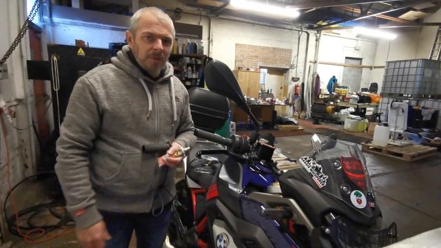 BMW G310GS | Heated Grips Install смотреть онлайн