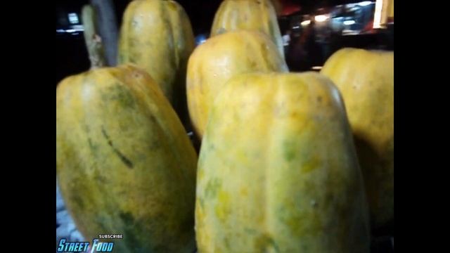 It Looks Amazing Guava, Papaya, Pineapple And Pomelo Fruits On The Roadsides Street 😋 Street Food смотреть онлайн