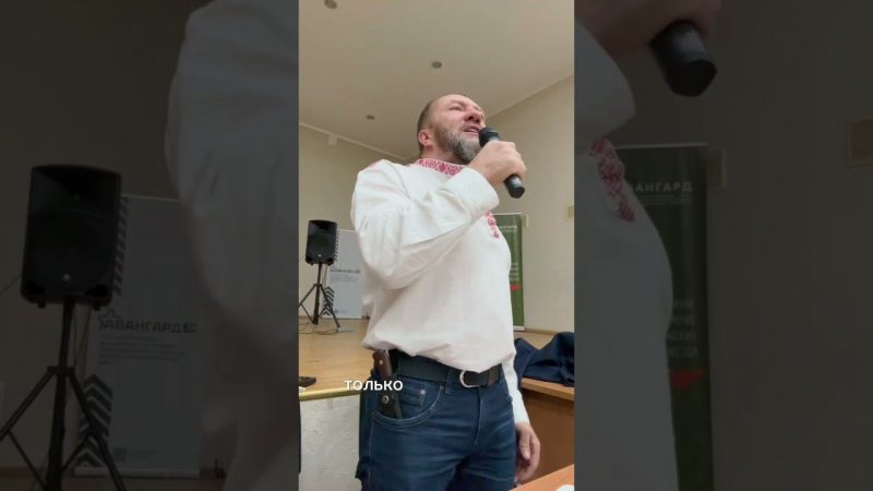 От разлуки сердце скачет. В чьи бы двери не входил... Автор: Александр Чернов