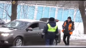 ДАЛЬНОБОЙ ПРОТИВ ДПС 2020/ УВИДЕВ ОРУЖИЕ ГАИШНИКИ УБЕЖАЛИ/ КОНЕЦ ОШКУРИВАНИЮ ВОДИТЕЛЕЙ/МАСКИ ШОУ