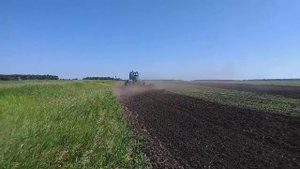 хтз-150к-09 рвётся в бой.