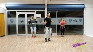 REMENEA  MERENGUE Cesar Molina (zumba 2016)