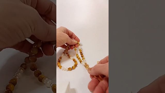 Комплект из золотистого тигрового глаза с двумя подвесками и серёжками. смотреть онлайн