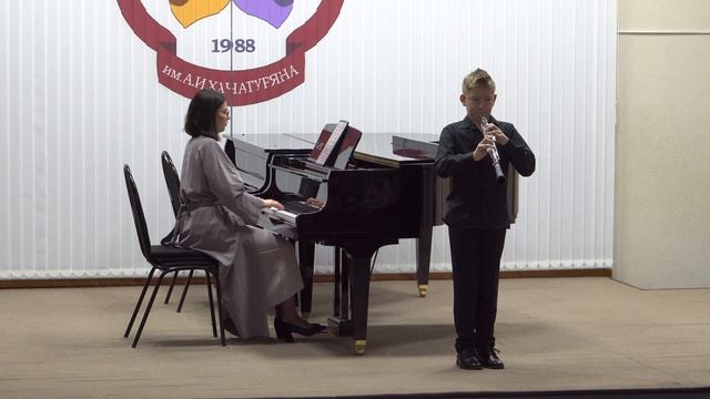 Г.Гендель "Ария" из оперы "Рональдо"
И.С.Бах  "Фуга С-Dur"