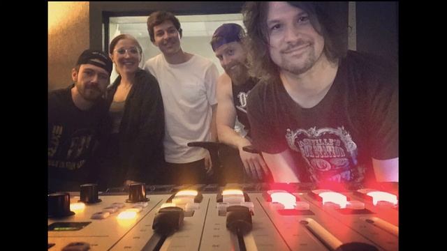 Winona Fighter on Nashville's Rock Station 102.9 The Buzz смотреть онлайн