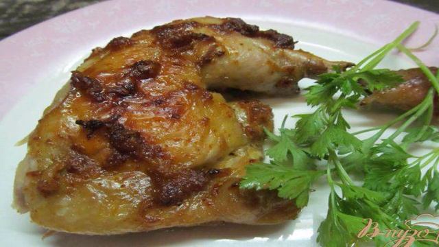 Цыпленок в маринаде из чеснока и парики