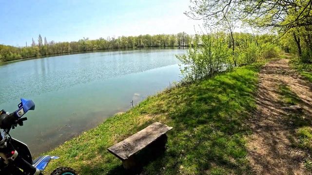 Покатушки На Питбайке До Озера с Regulmoto Seven medalist 150e