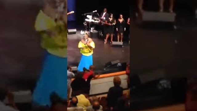 Macomere Fifi winner Calypso Monarch 2014
