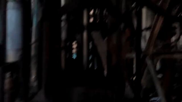 Огромный клапан под давлением Huge valve under pressure смотреть онлайн